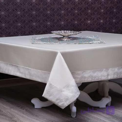 رومیزی حاشیه دار 8 نفره مستطیل 220*150 طرح کتیبه صورتی