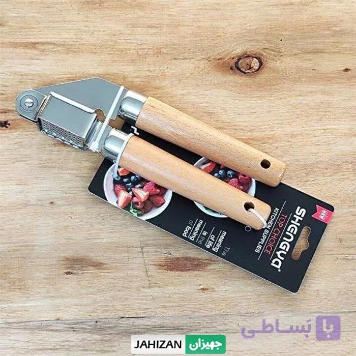 سیر له کن شنگیا دسته چوبی