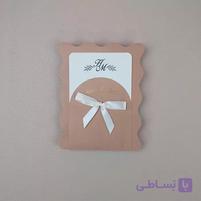 کارت عروسی کلاسیک موج دار قهوه ای کد 5356 — تصویر 1