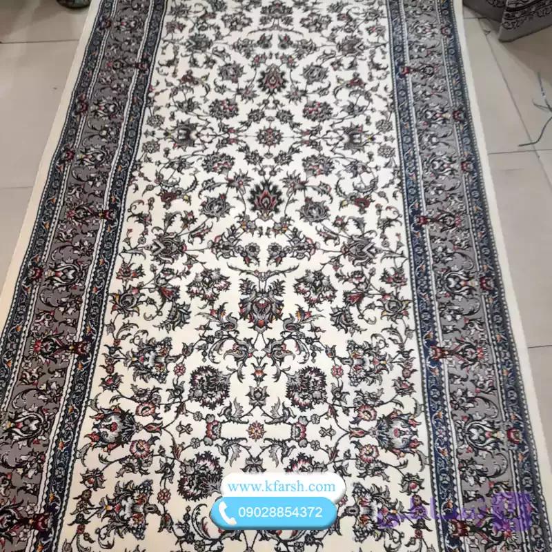 فرش کناره کرم 700شانه طرح دستباف — تصویر 1