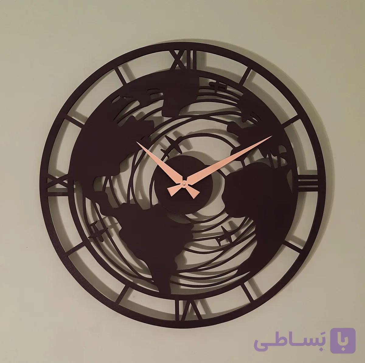 ساعت دیواری طرح نقشه جهان — تصویر 1