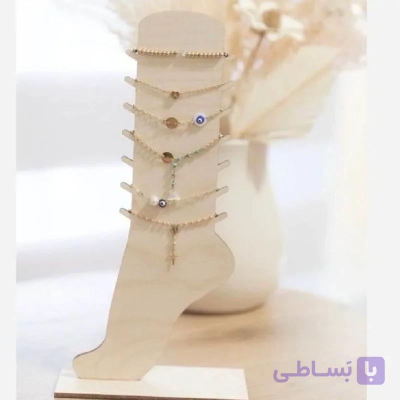 استند جواهرات چوبی طرح پا — تصویر 1
