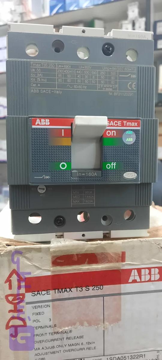 کلید اتوماتیک ABB سه پل 160 آمپرقابل تنظیم