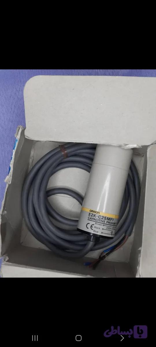 سنسور خازنی امرن مدل E2K-C25MF1 2M