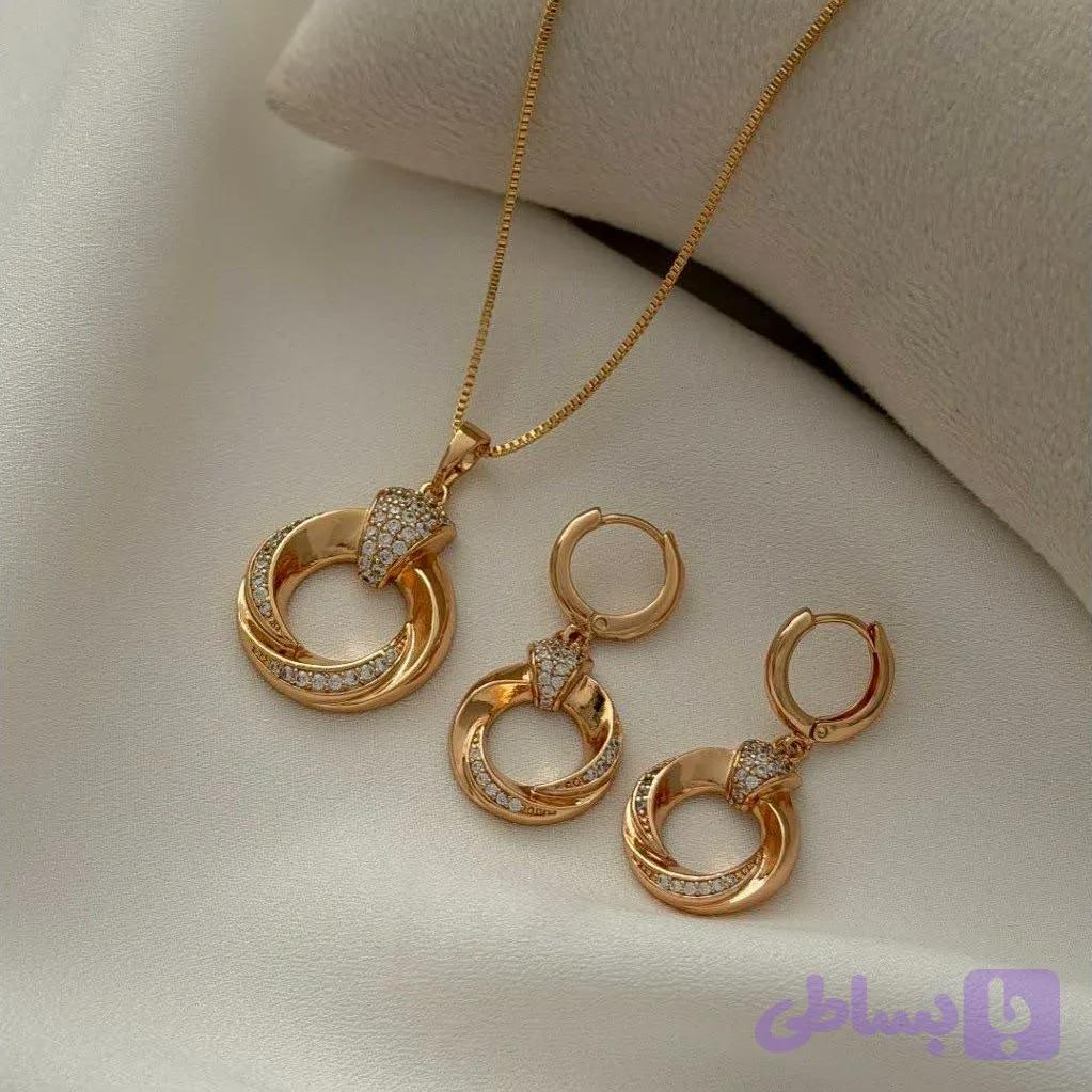 نیمست ژوپینگ طلایی نگین دار
