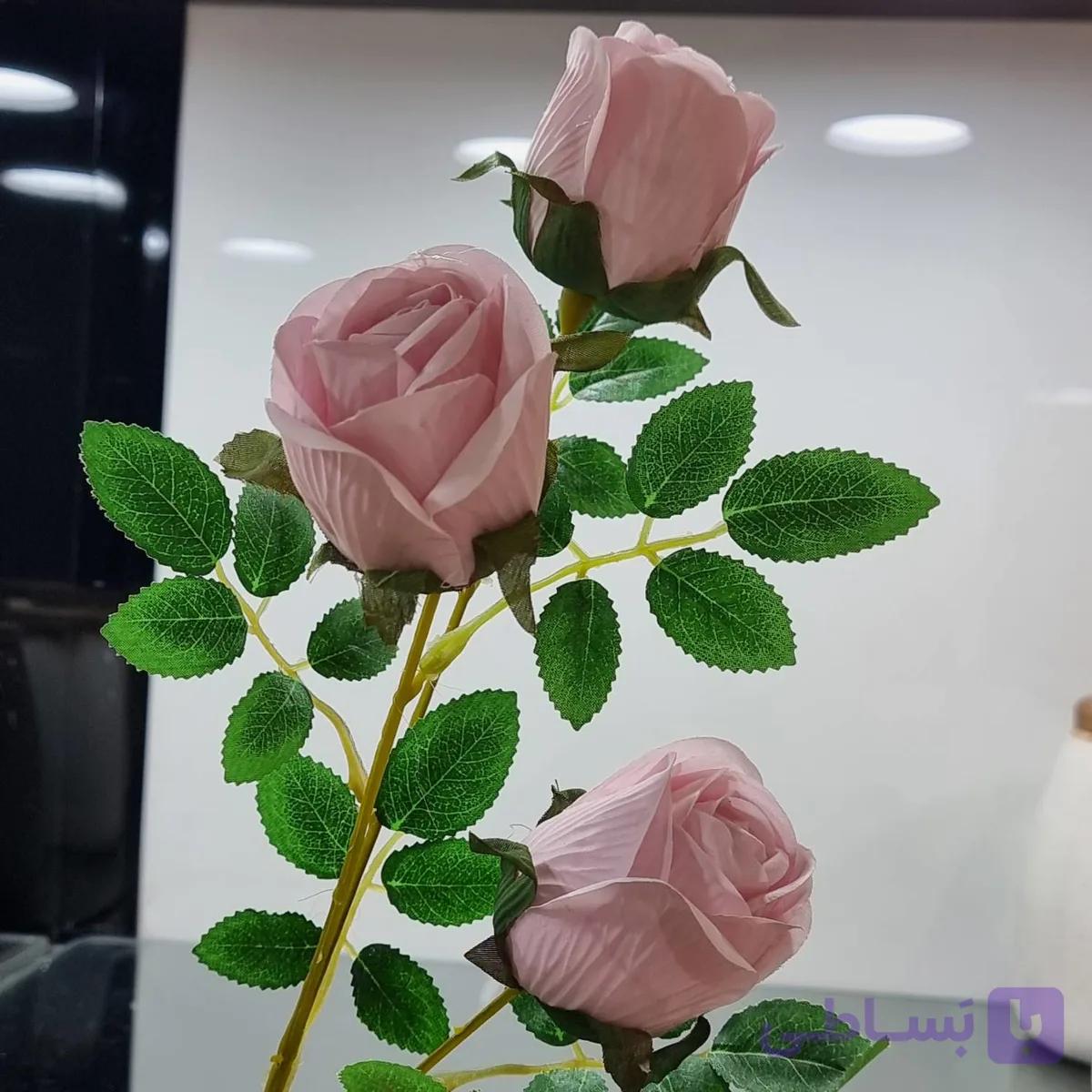 شاخه رز مصنوعی مدل کاملیا (ارتفاع ۷۱ سانت، ۳ گل) | قیمت و مشخصات