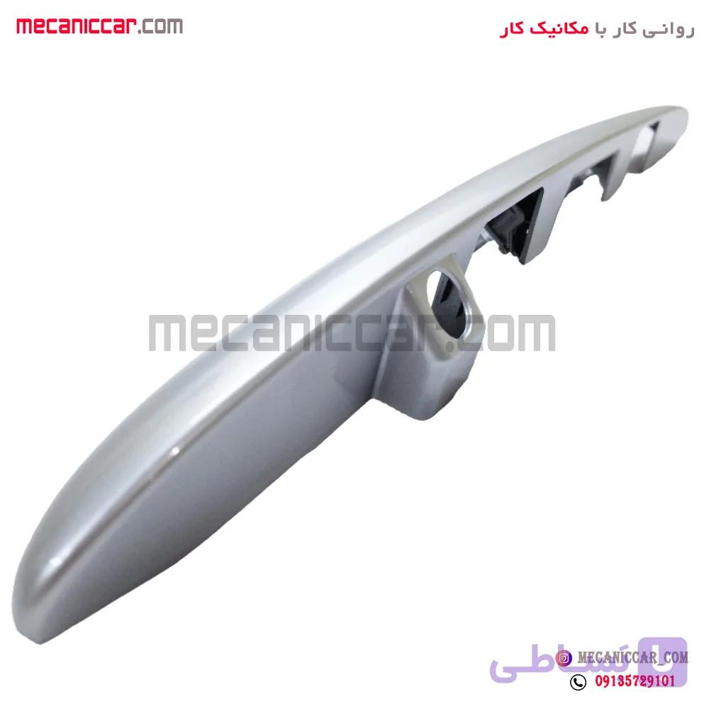 قاب چراغ نمره پلاک (فلاپ صندوق) عقب سفید پژو 207 کروز — تصویر 1
