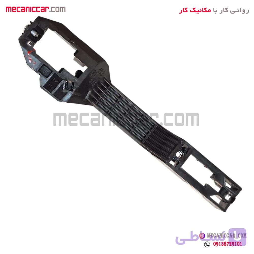 پایه (براکت) دستگیره درب بازکن بیرون عقب راست دنا و سمند سورن پلاس — تصویر 1