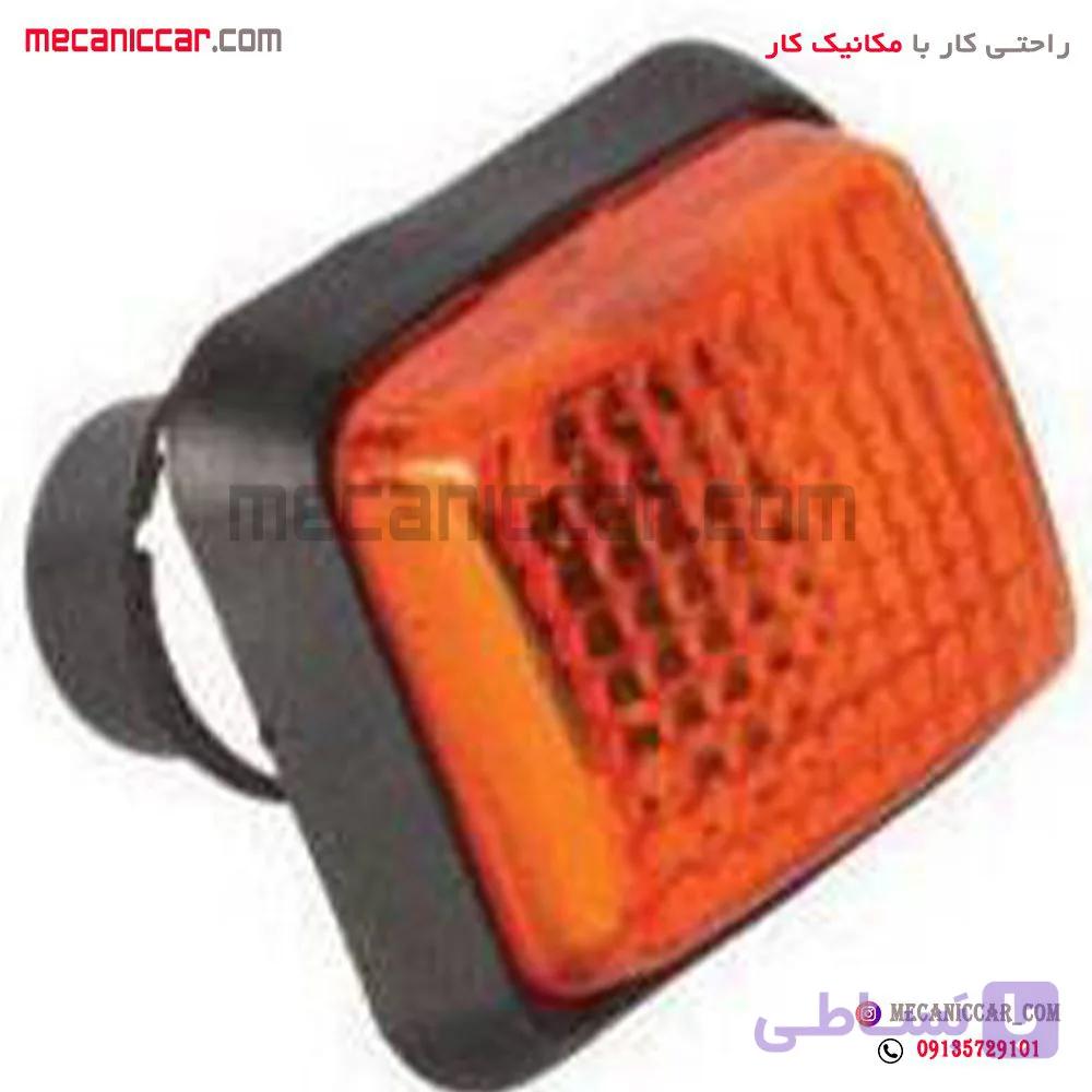 چراغ راهنما پارک بغل روی گلگیر پژو ۴۰۵ و پارس — تصویر 1