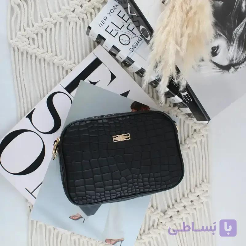 کیف پاسپورتی چرم مصنوعی زنانه روزمره ابعاد 20 در 15 سانتیمتر — تصویر 1
