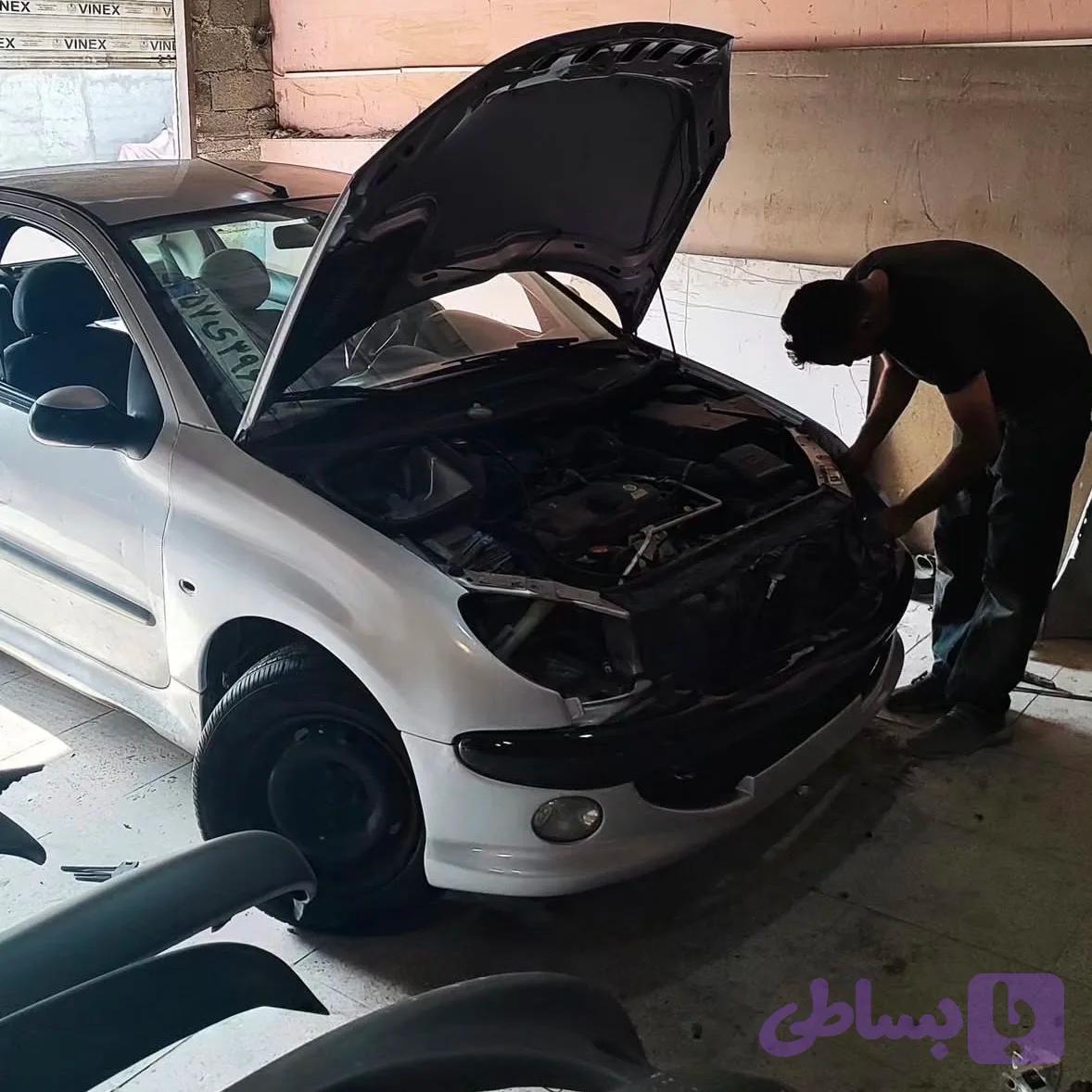 گلگیر جلو RC فایبر برای خودروی 206 — تصویر 1