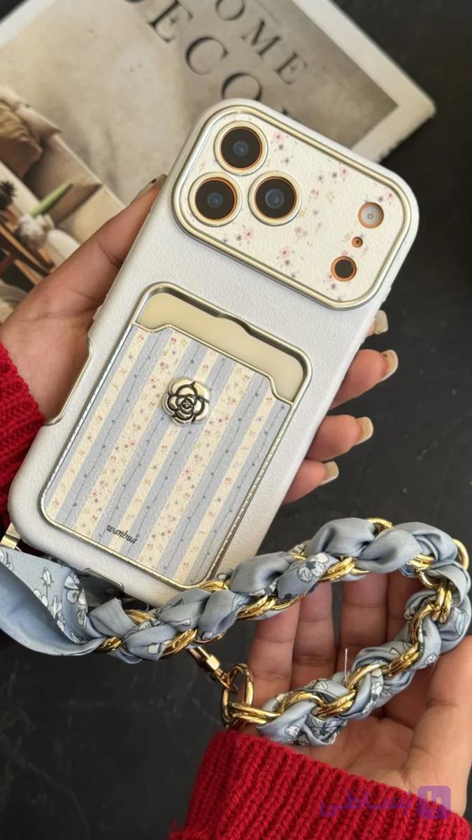 قاب موبایل آیفون اسکارف گل آبی مه آلود + بندست — تصویر 1
