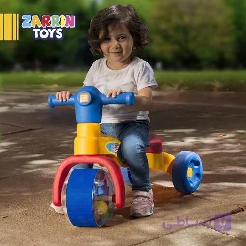 سه چرخه چراغدار زرین