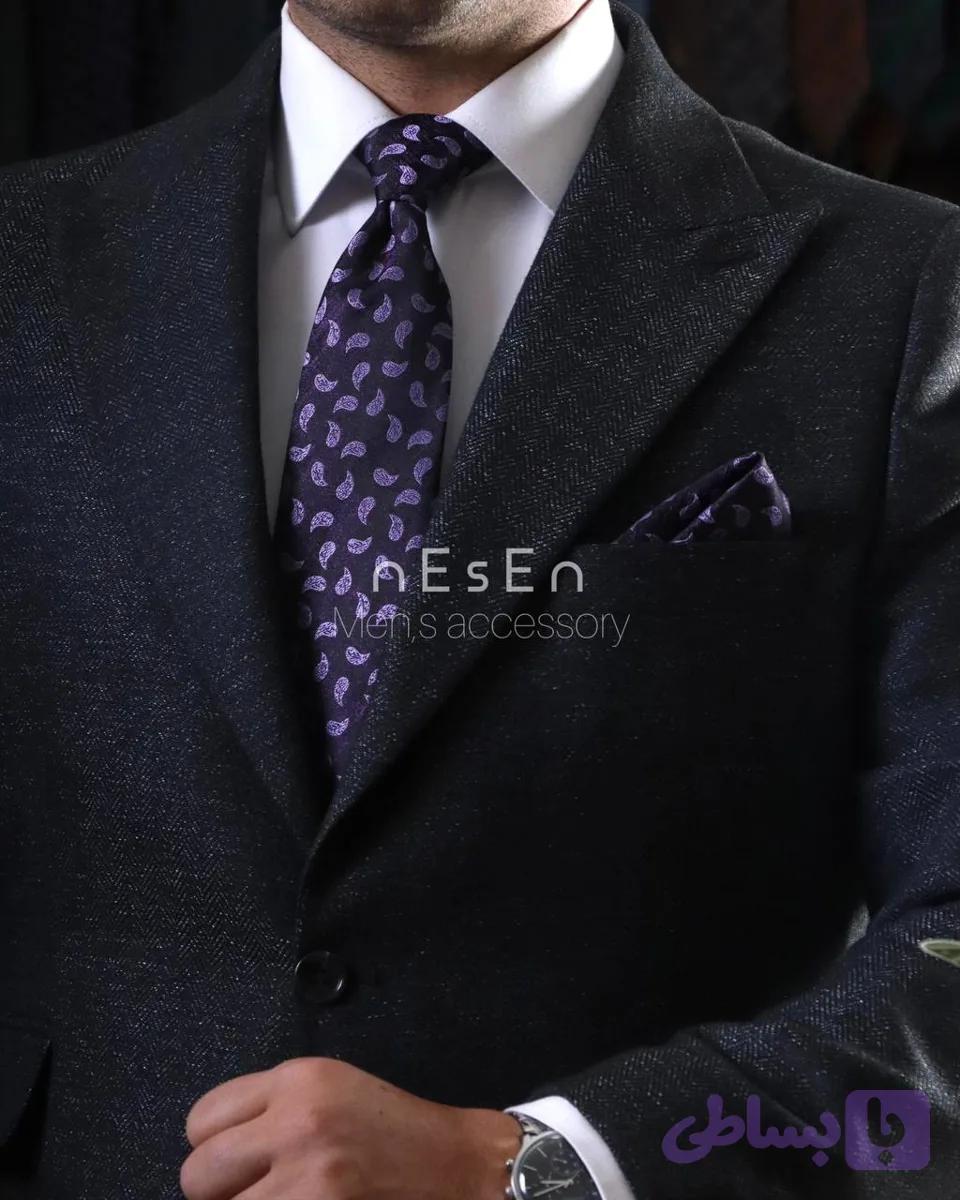 کراوات و پوشت NESEN – طرح بته جقه بنفش T298 — تصویر 1