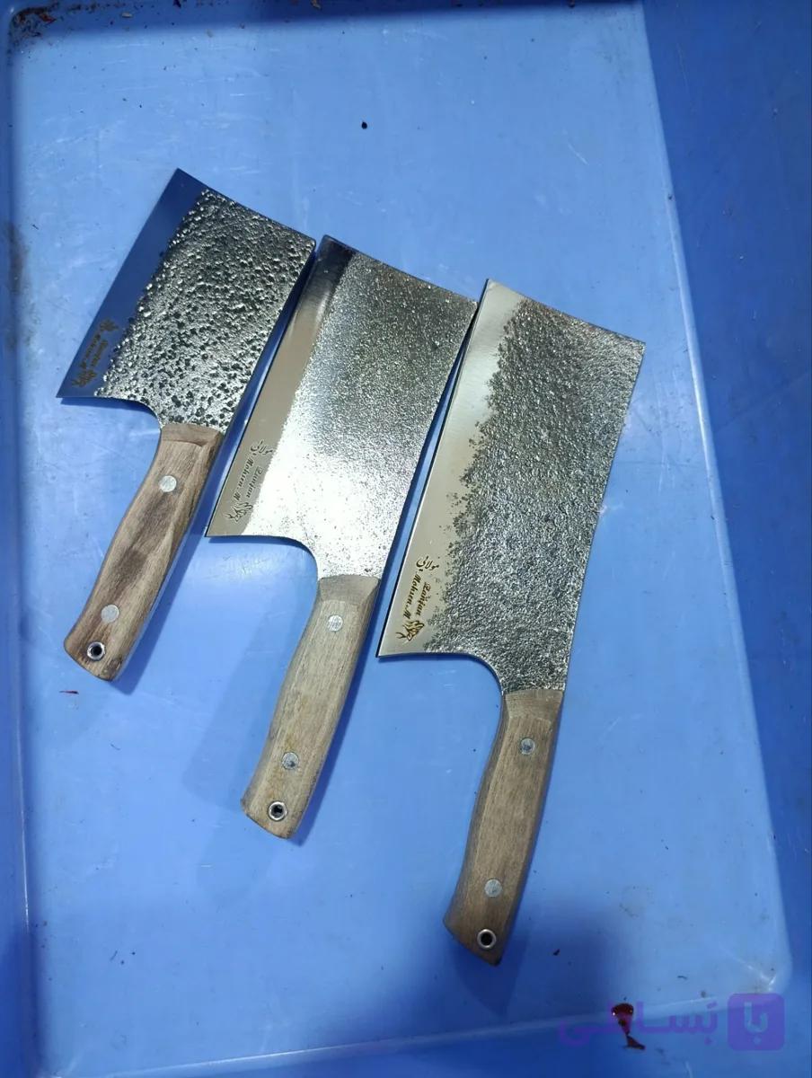 ساطور فولادی زنجان ضد زنگ دسته چوبی غلاف دار طول ۳۳