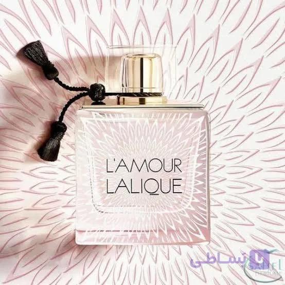 عطر زنانه لالیک مدل له آمور با رایحه ملایم