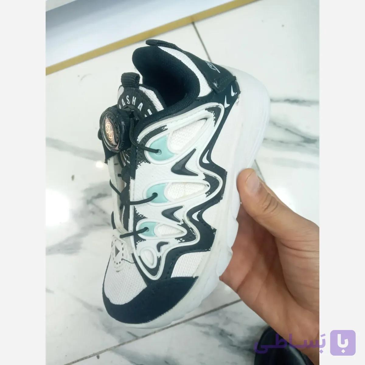 کفش اسپرت بچگانه دیسکی پمپی سفید مشکی سایز 31 تا 35