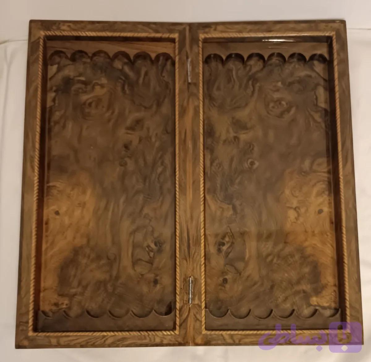 تخته نرد ریشه و گره گردو