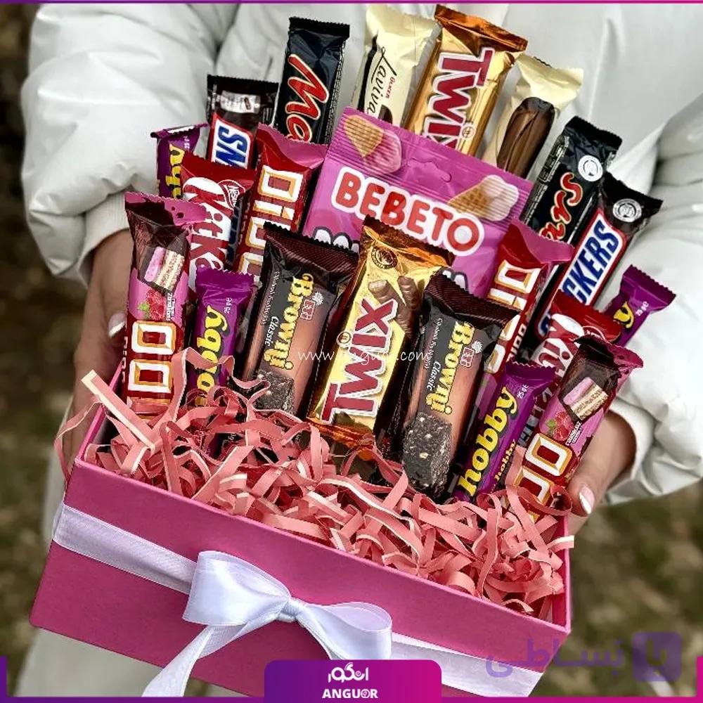 باکس شکلاتی ولنتاین با تم صورتی