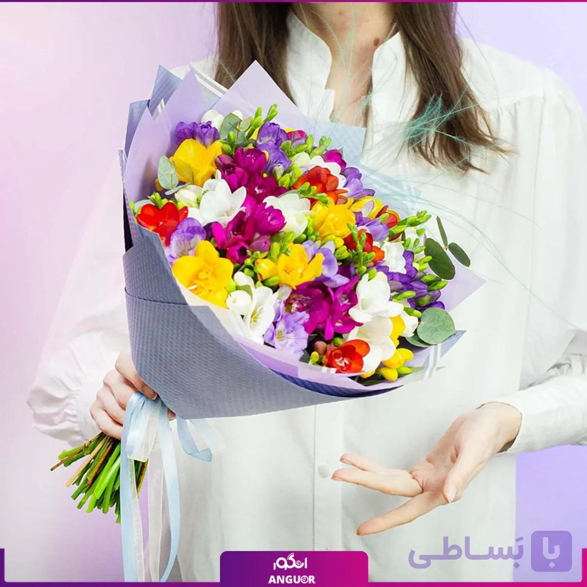 دسته گل فرزیا رنگین کمانی