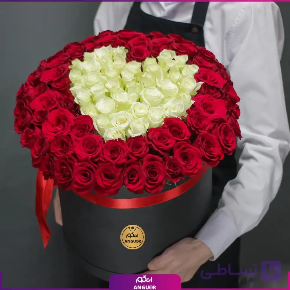 باکس گل قلبی رز 101 شاخه (سفید – قرمز)