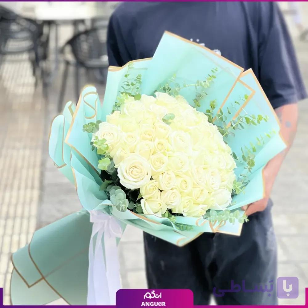 دسته گل باغ سپید رویاها