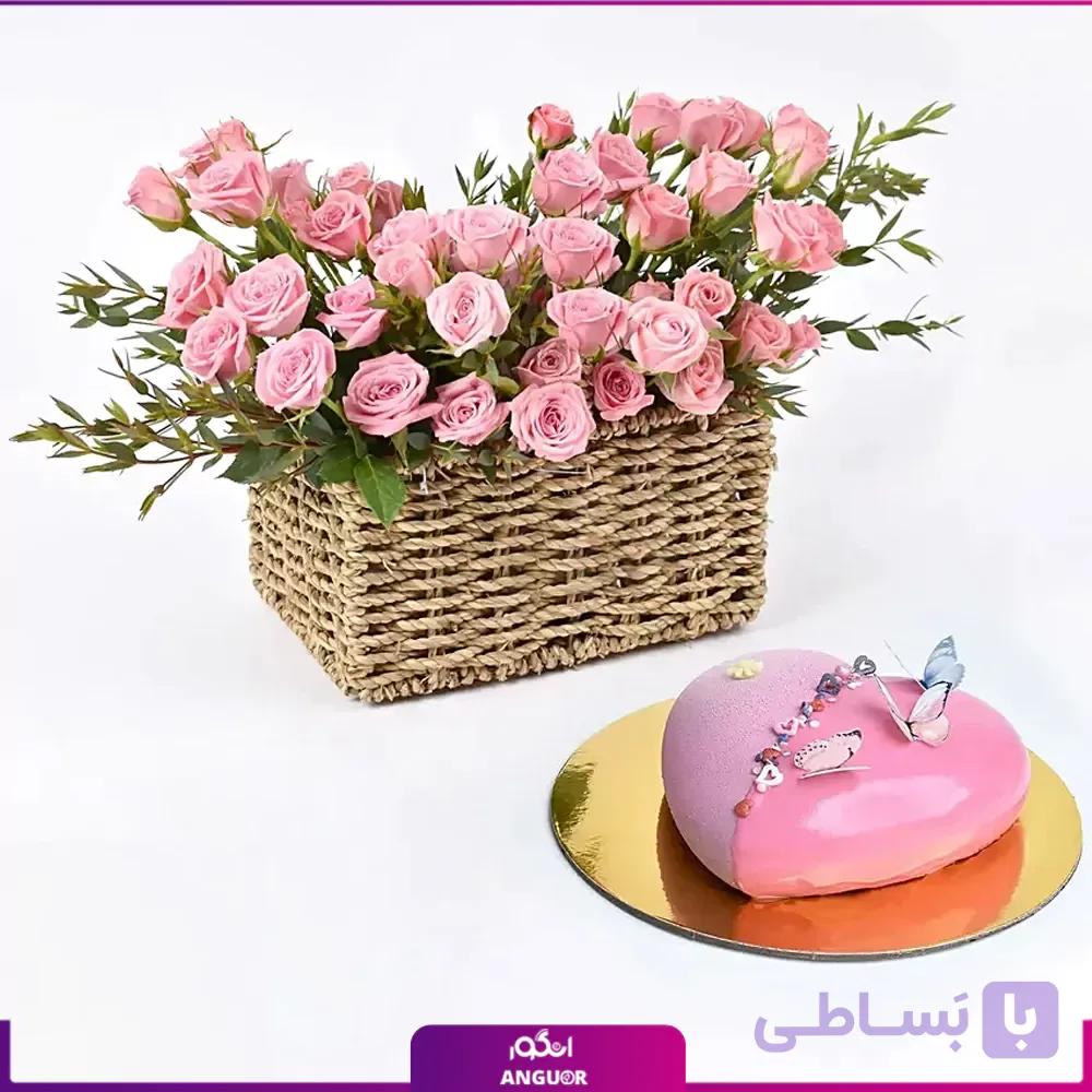سبد گل رز مینیاتوری به همراه کیک قلبی — تصویر 1