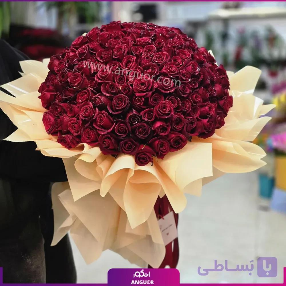 دسته گل رز قرمز ۲۰۰ شاخه شاین‌دار (اکلیلی) — تصویر 1