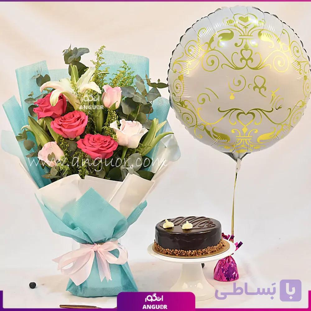 دسته گل به همراه کیک تولد — تصویر 1