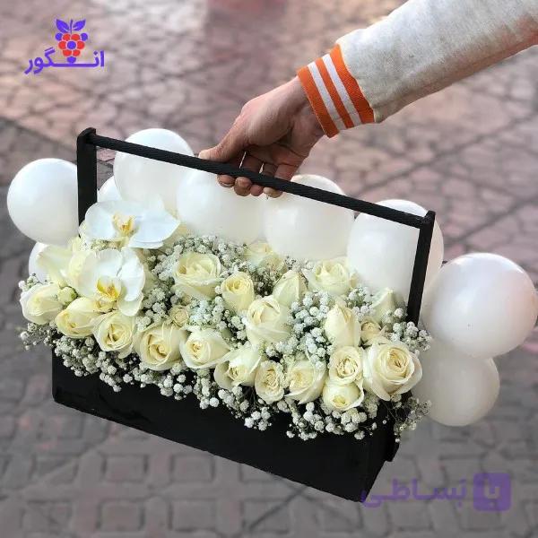 باکس گل تولد سمنتا همراه با بادکنک — تصویر 1