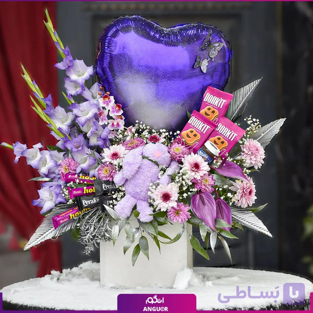 باکس گل ولنتاین عشق مخملی — تصویر 1