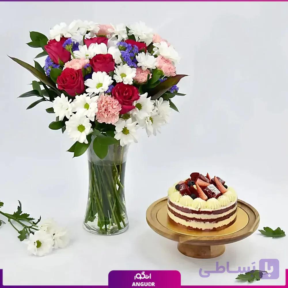 دسته گل رز و داوودی به همراه کیک ردولوت — تصویر 1