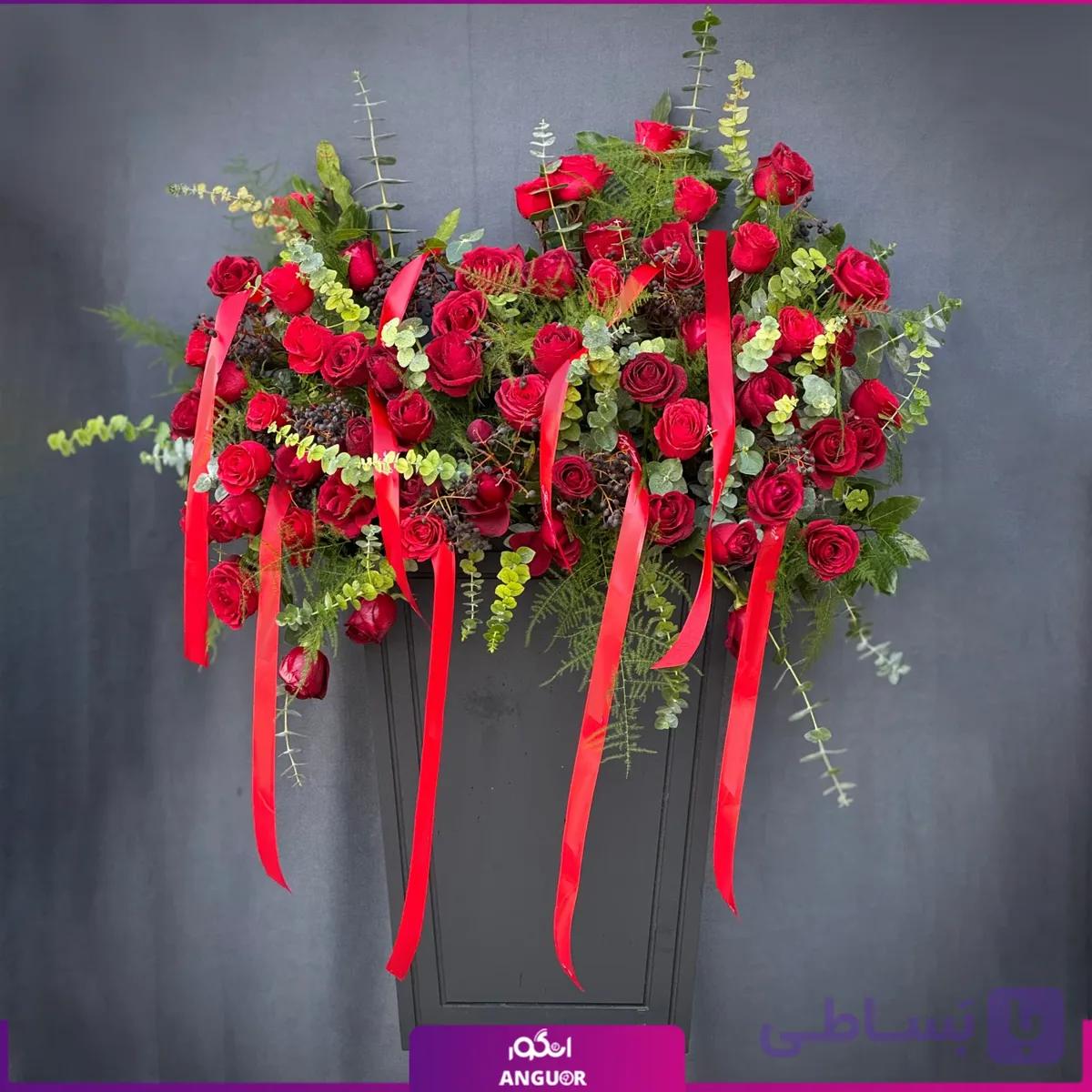 باکس گل عاشقانه رز با طراحی خاص