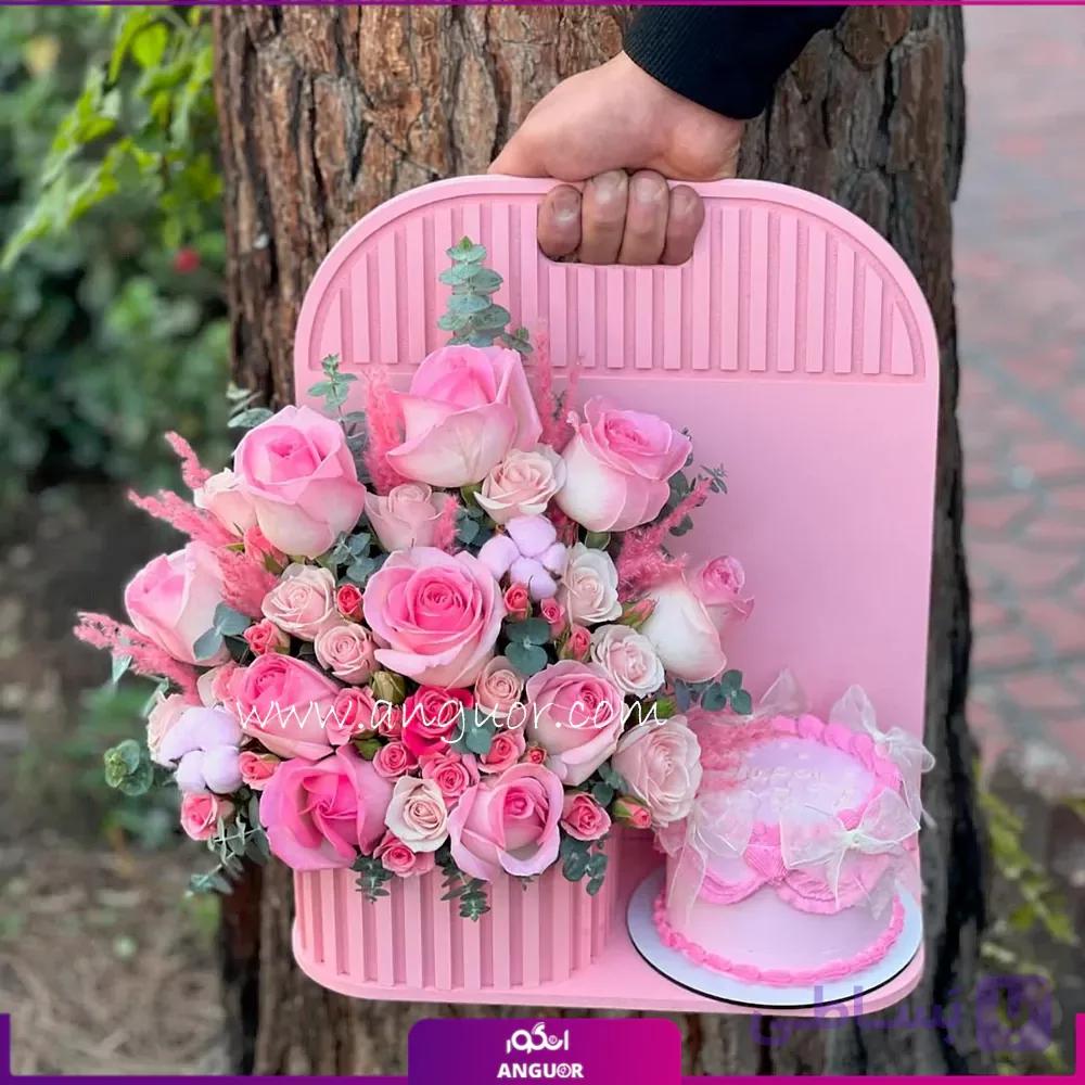 باکس گل و کیک عشق شیرین