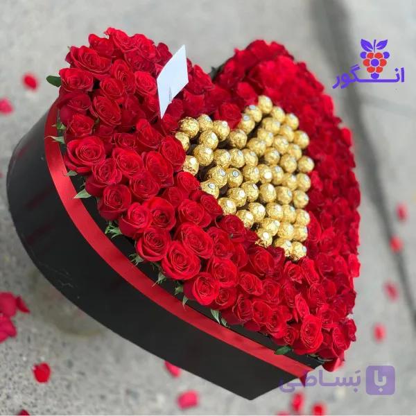 باکس گل رز قلبی با شکلات شونیز — تصویر 1