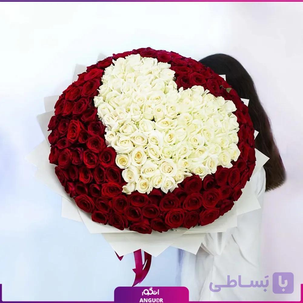 دسته گل رز قرمز و سفید قلبی 201 شاخه — تصویر 1