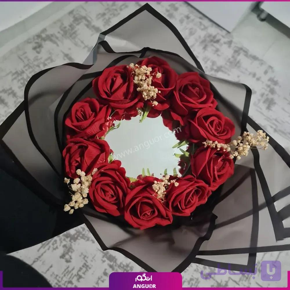 دسته گل رز 10 شاخه به همراه آیینه