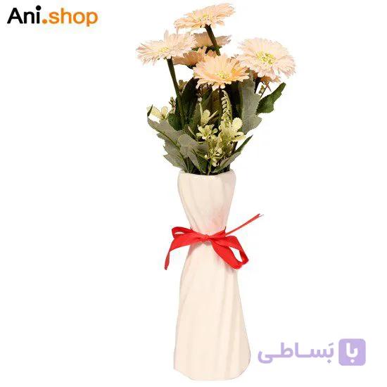 دکوری گلدان سرامیکی با گل — تصویر 1