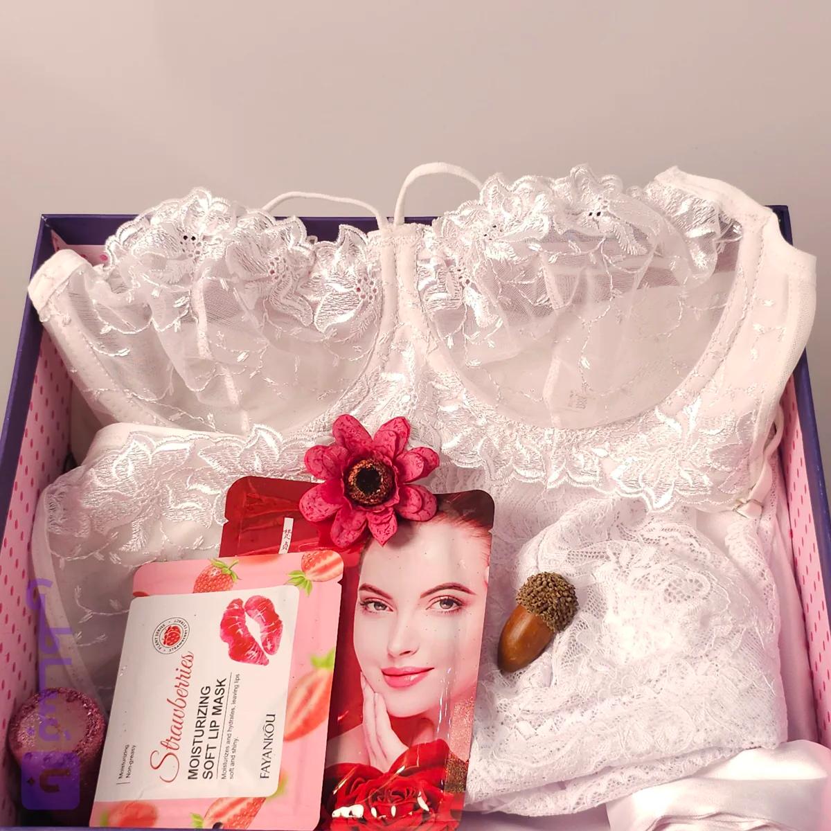 پک هدیه لباس خواب 4 تیکه طرح عروس