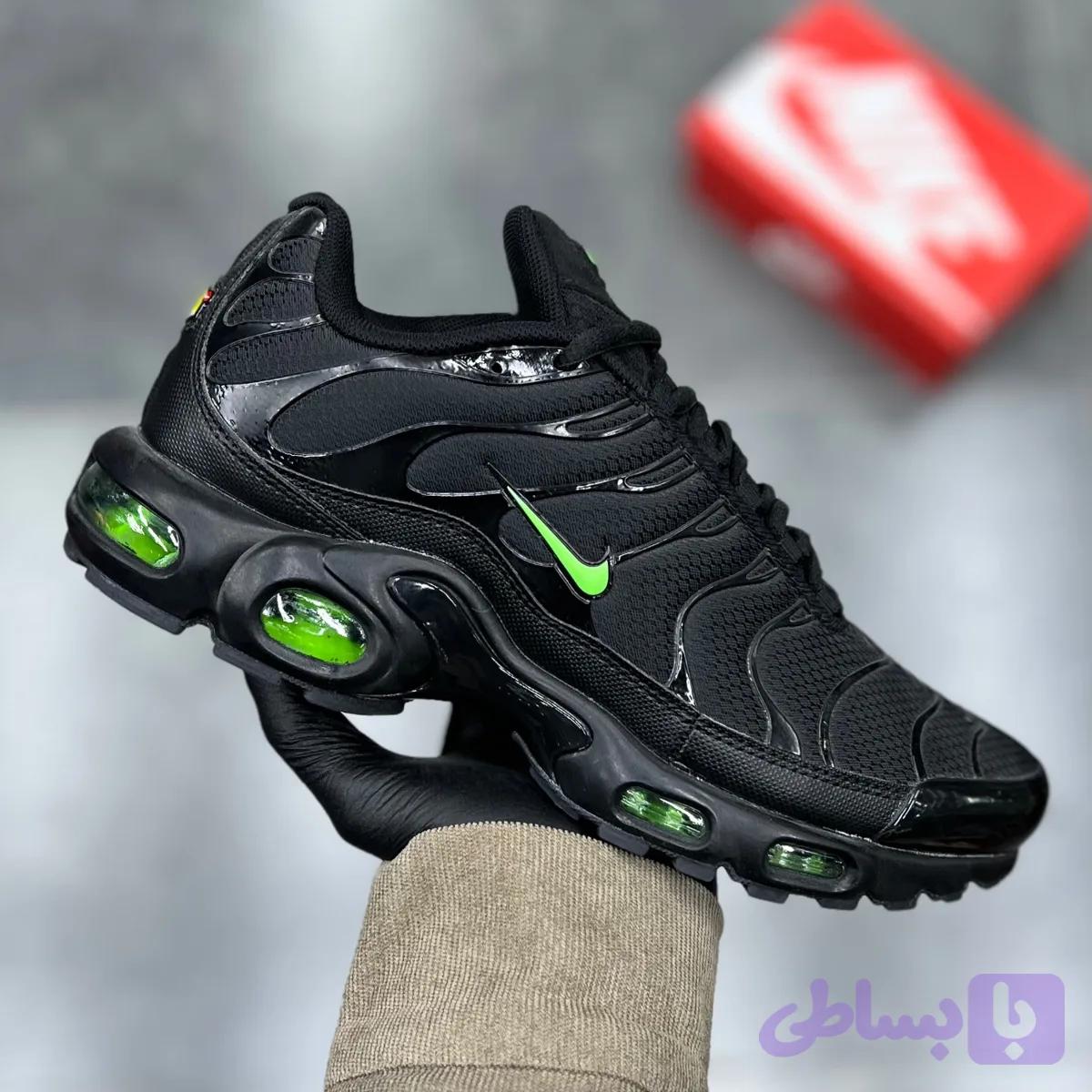 نایک ایرمکس پلاس تی ان مشکی سبز Nike Air Max Plus Tn Black Green — تصویر 1