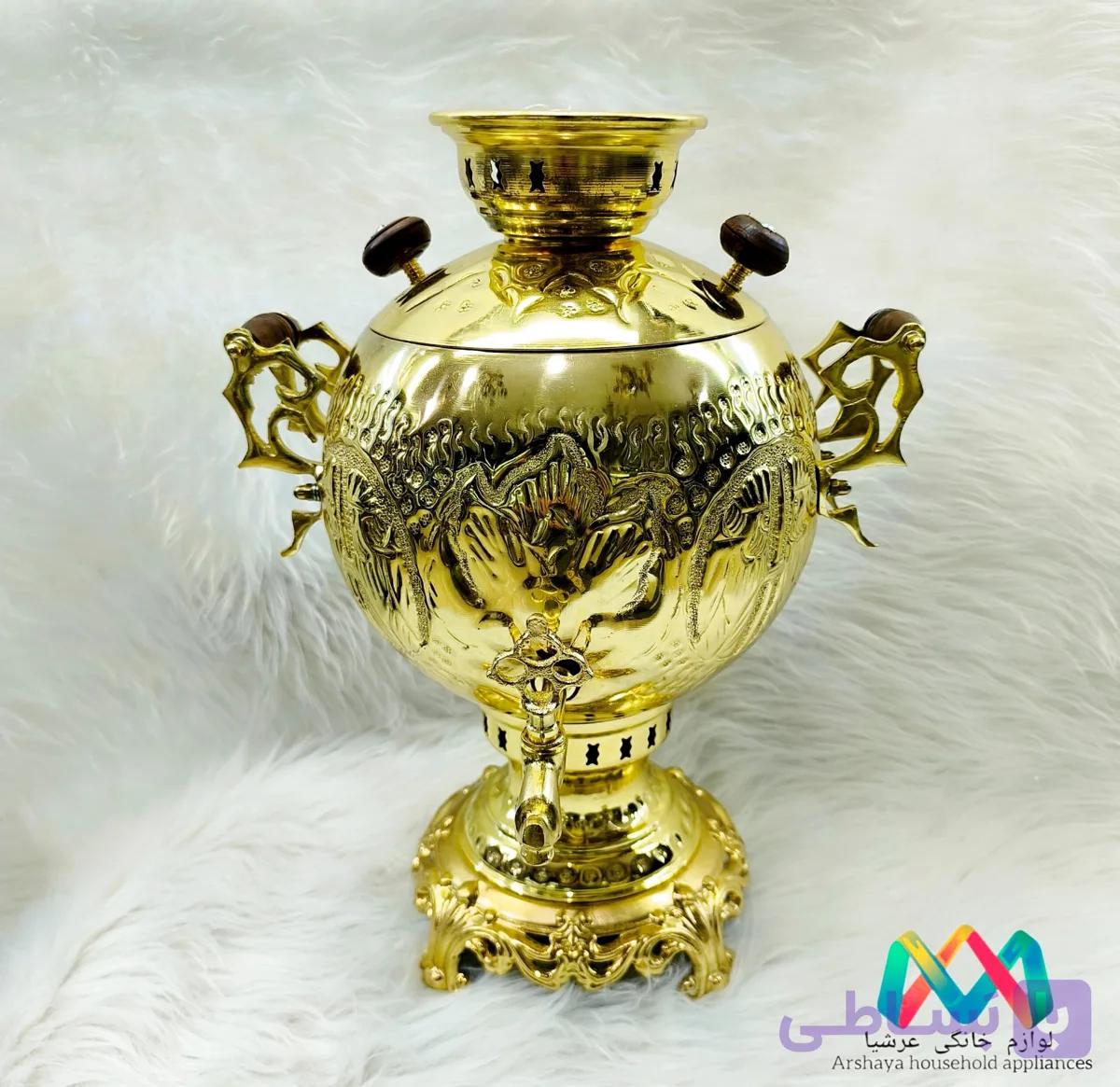 سماور 6لیتری ذغالی برنجی ضخیم حکاکی با 2سال ضمانت شرکتی — تصویر 1