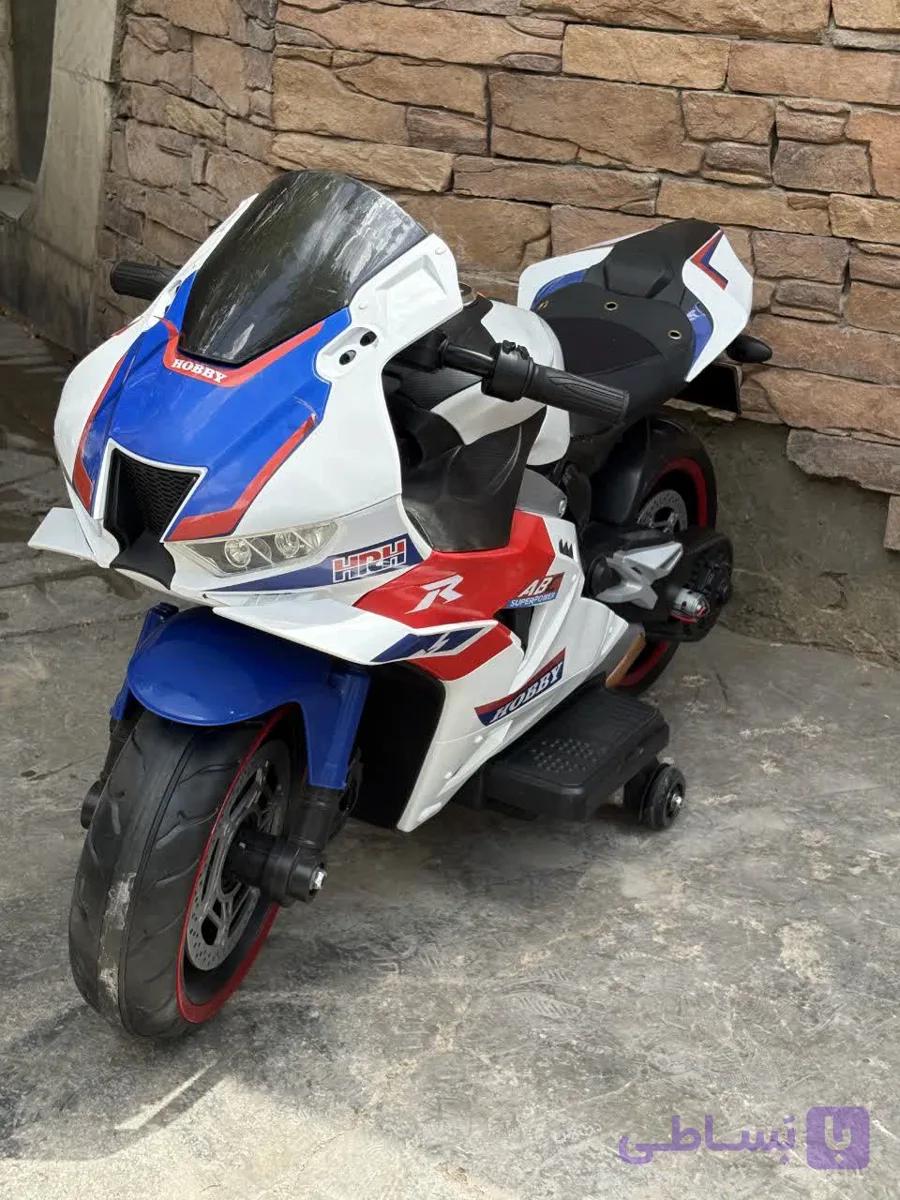 موتور شارژی ریس v10 — تصویر 1