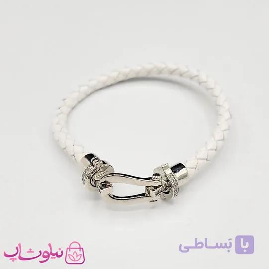 دستبند زنانه برند فرد Fred مدل چرم سفید با قفل طلایی نگیندار استیل کیفیت مستر کد 680 — تصویر 1
