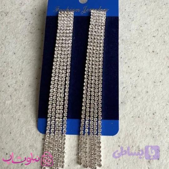 گوشواره زنانه مدل مجلسی نگیندار آب نقره آویز بلند کد 3391