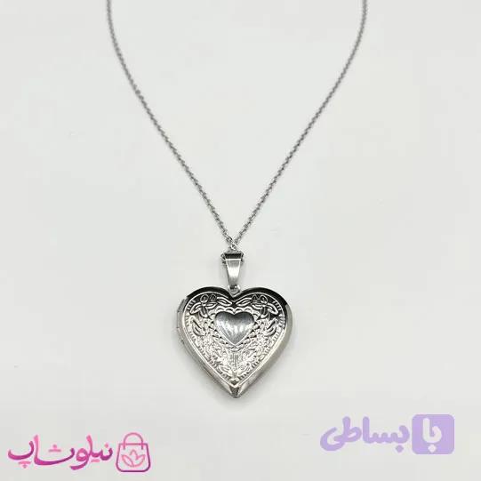 گردنبند زنانه استیل مدل لاکت قلبی بازشو نقره ای کد 210