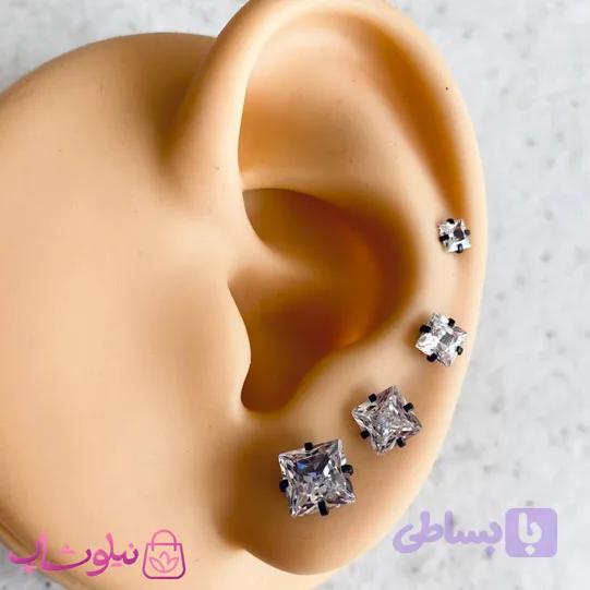 پیرسینگ گوش نگین مربع پایه مشکی در 4 سایز