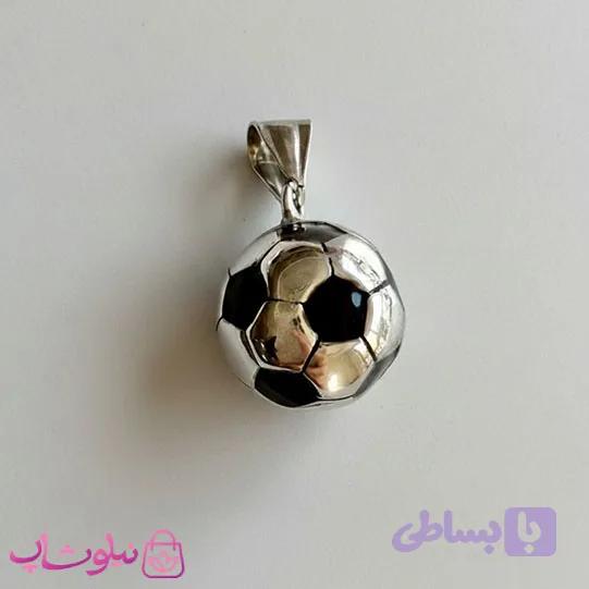 گردنبند پسرانه مدل توپ فوتبال نقره ای مشکی کد 260 — تصویر 1