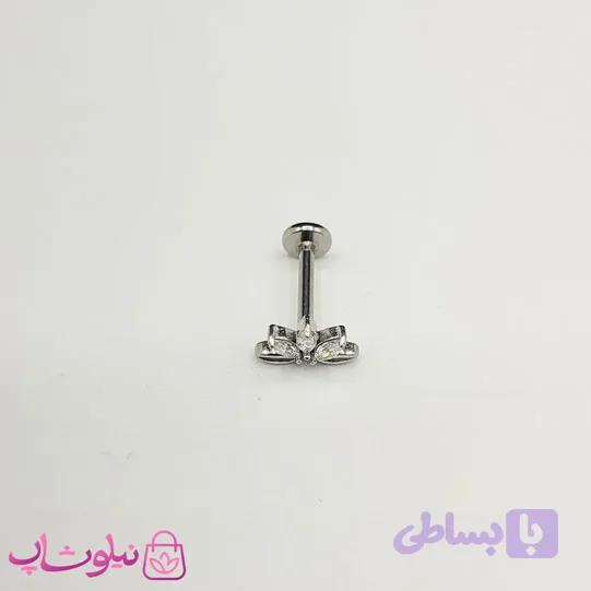 پیرسینگ گوش سه نگین با قفل تخت مدل تاج یا گل کد 199