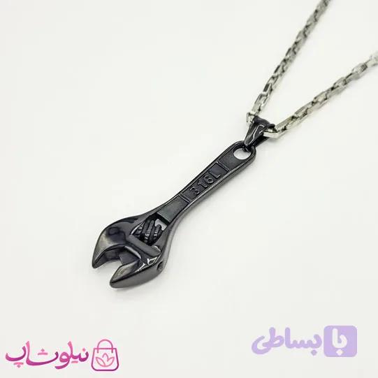 گردنبند پسرانه استیل مدل آچار مشکی کد 210