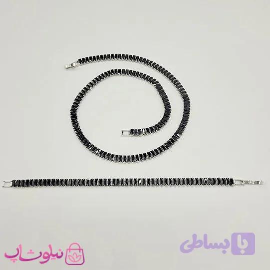نیم ست زنانه تنیسی مدل نقره ای با نگینهای مشکی باگتی کد 480 — تصویر 1